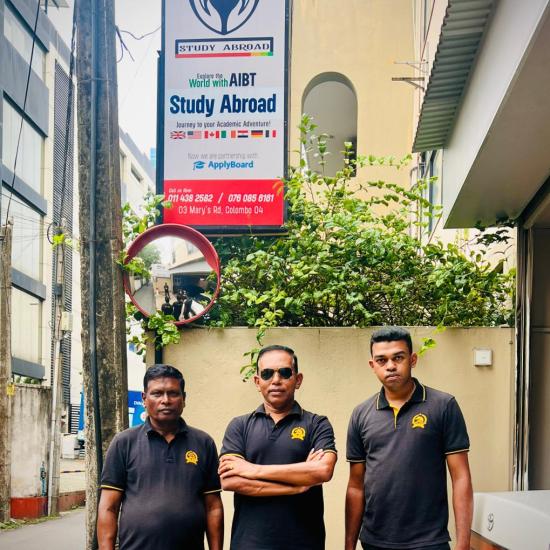 Royal Eagles Security Services (Pvt) Ltd is a premier security services provider based in Sri Lanka, committed to delivering top-tier security solutions to commercial, industrial, residential, and government establishments.