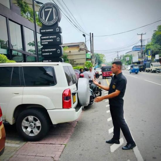 Royal Eagles Security Services (Pvt) Ltd is a premier security services provider based in Sri Lanka, committed to delivering top-tier security solutions to commercial, industrial, residential, and government establishments.